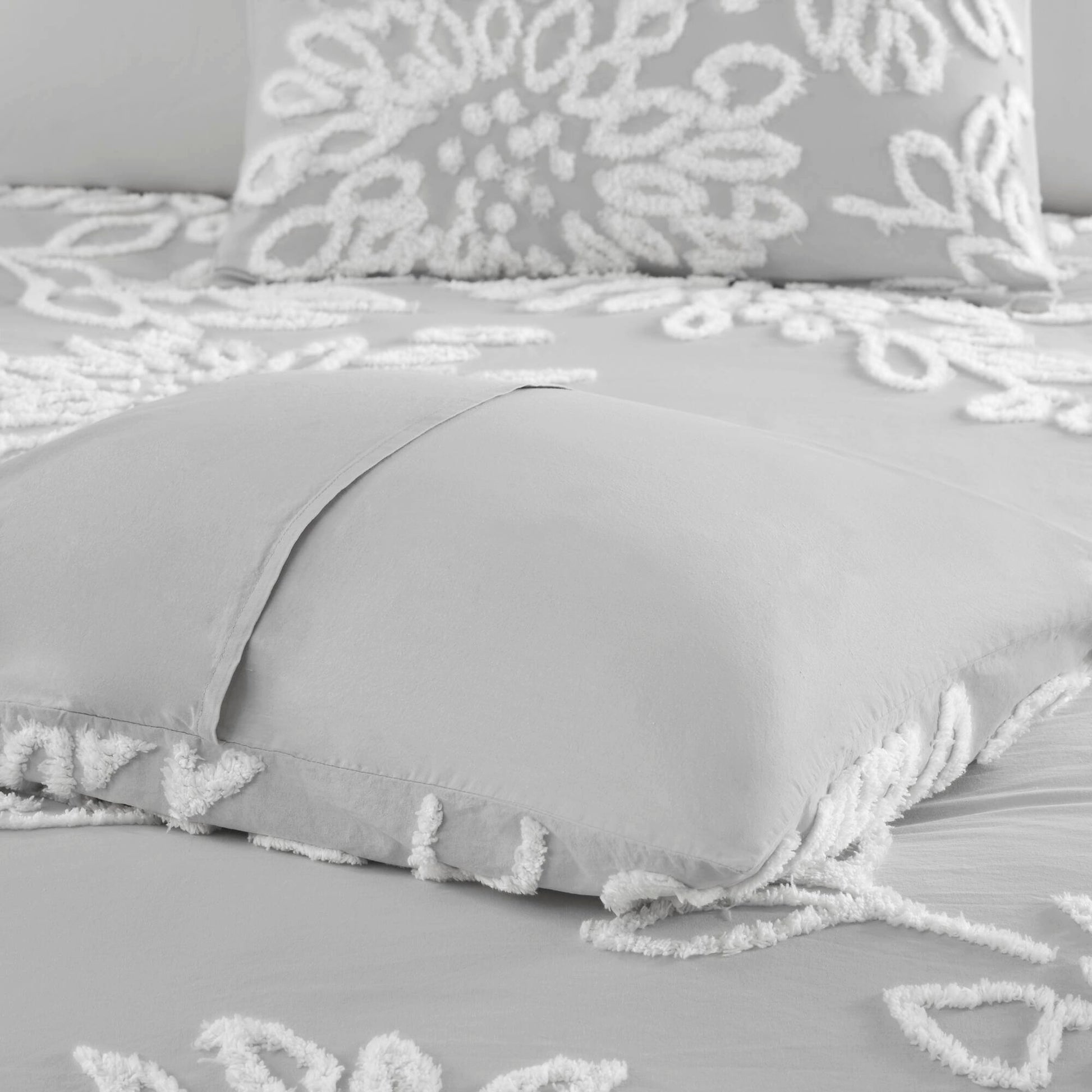 Madison Park 3 Piece Tufted Cotton Chenille Floral Duvet Cover Set