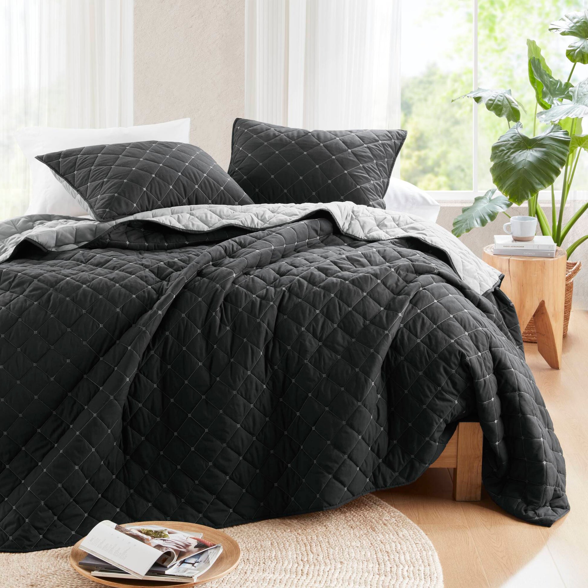 Madison Park 7 Piece Stripe Comforter and Quilt Set