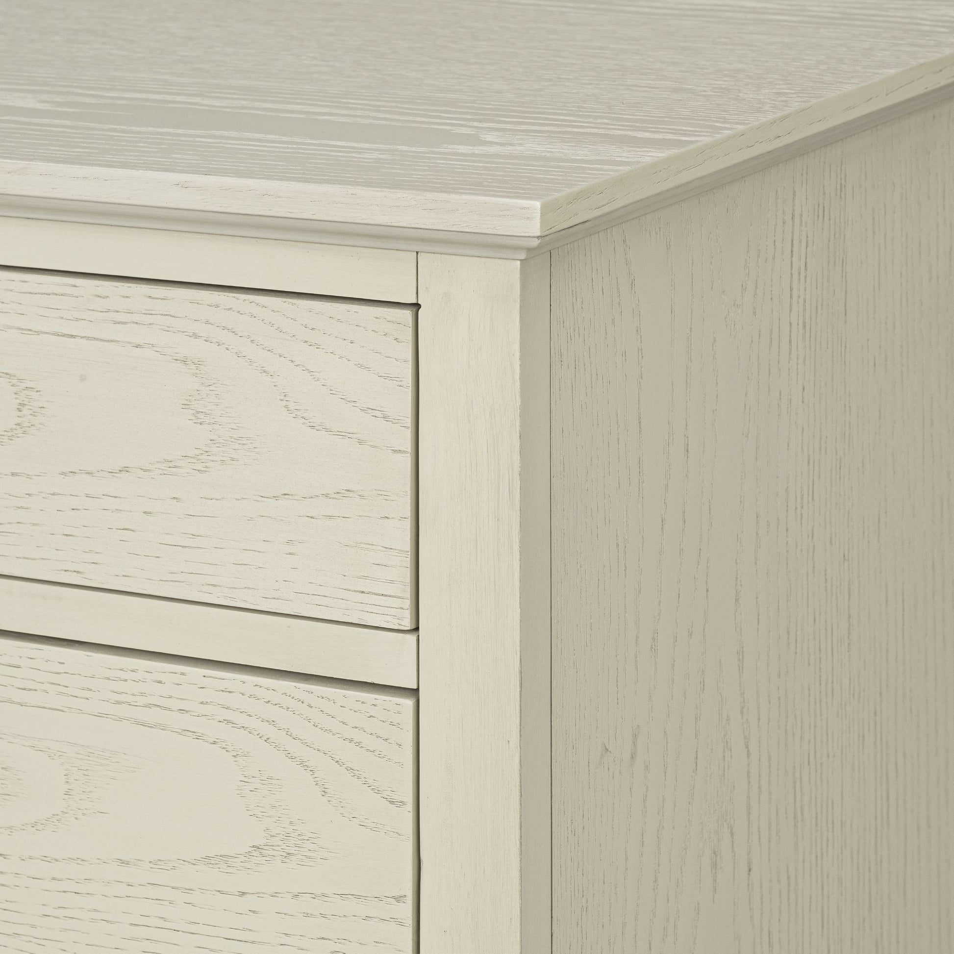 Madison Park Signature 4-drawer wood dresser (40")