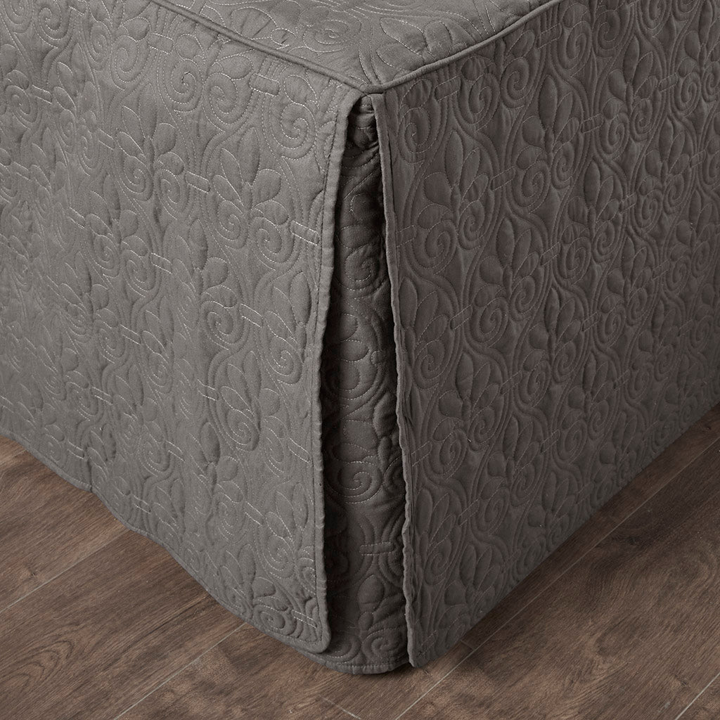 Madison Park 3 Piece Split Corner Pleated Quilted Bedspread