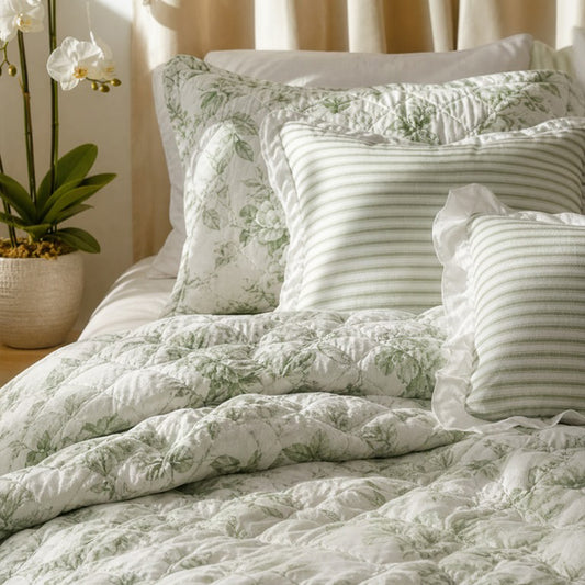 Adele 3-Piece Ruffle Printed Quilt Set with Decorative Pillow