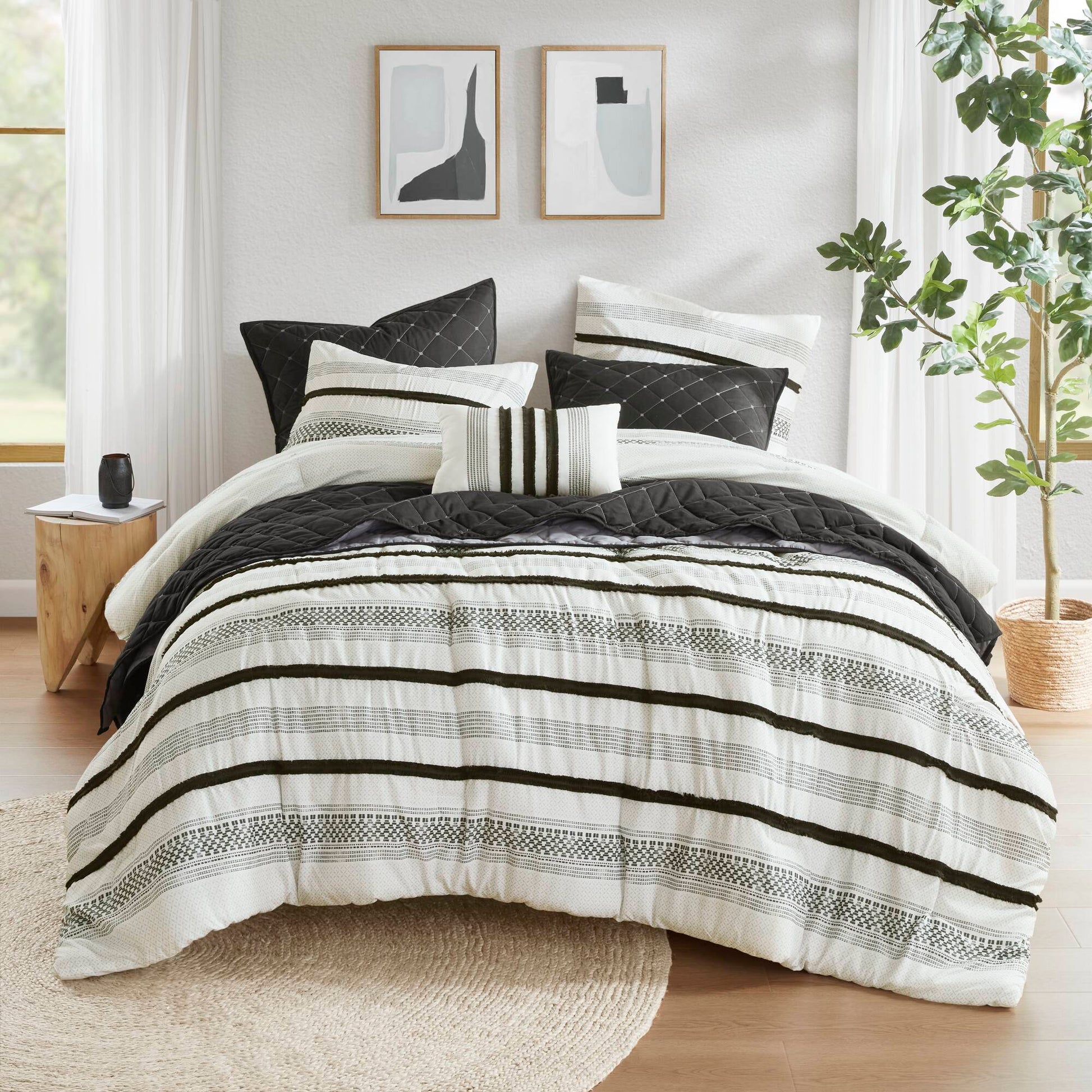 Madison Park 7 Piece Stripe Comforter and Quilt Set