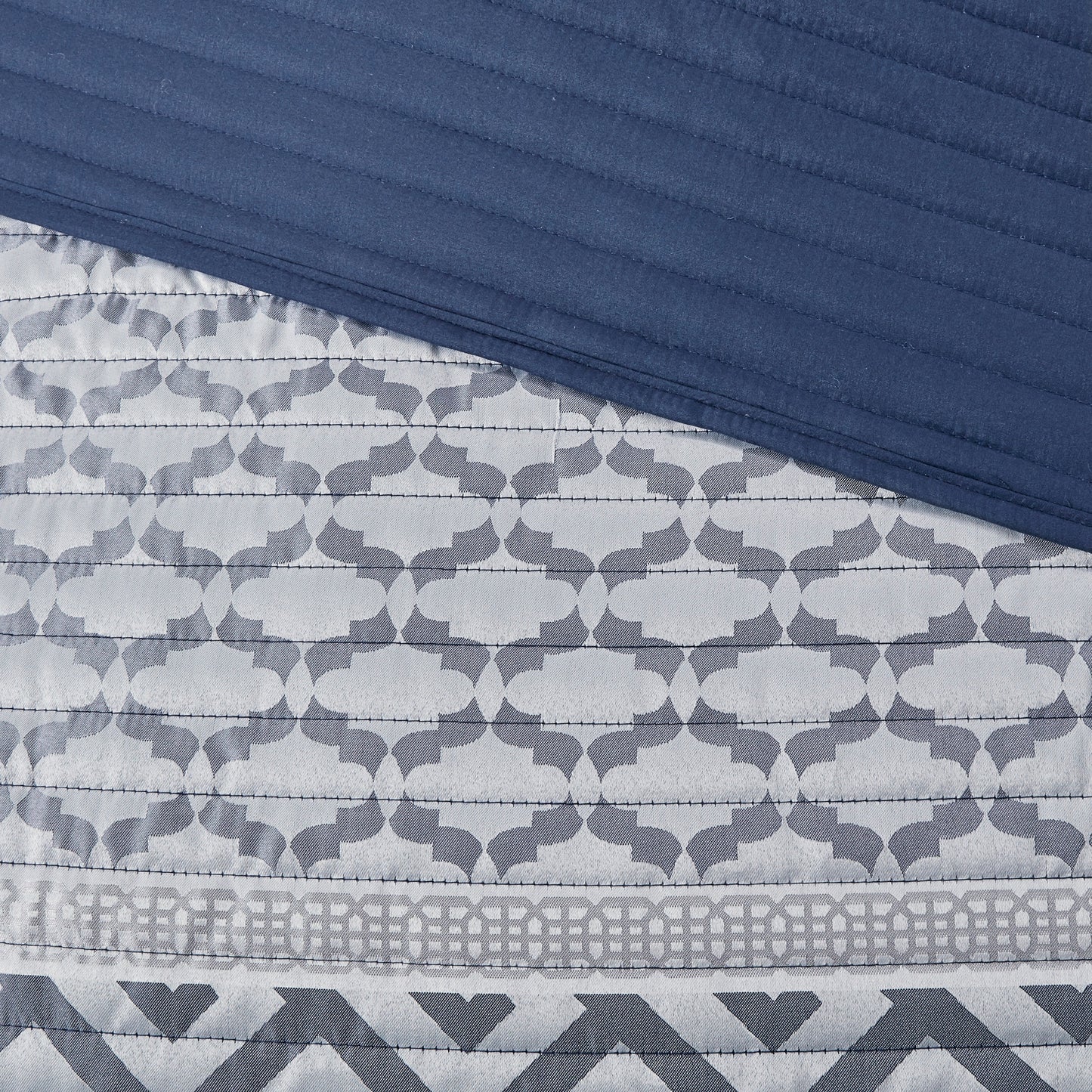 Madison Park 4 Piece Jacquard Quilt Set with Throw Pillow