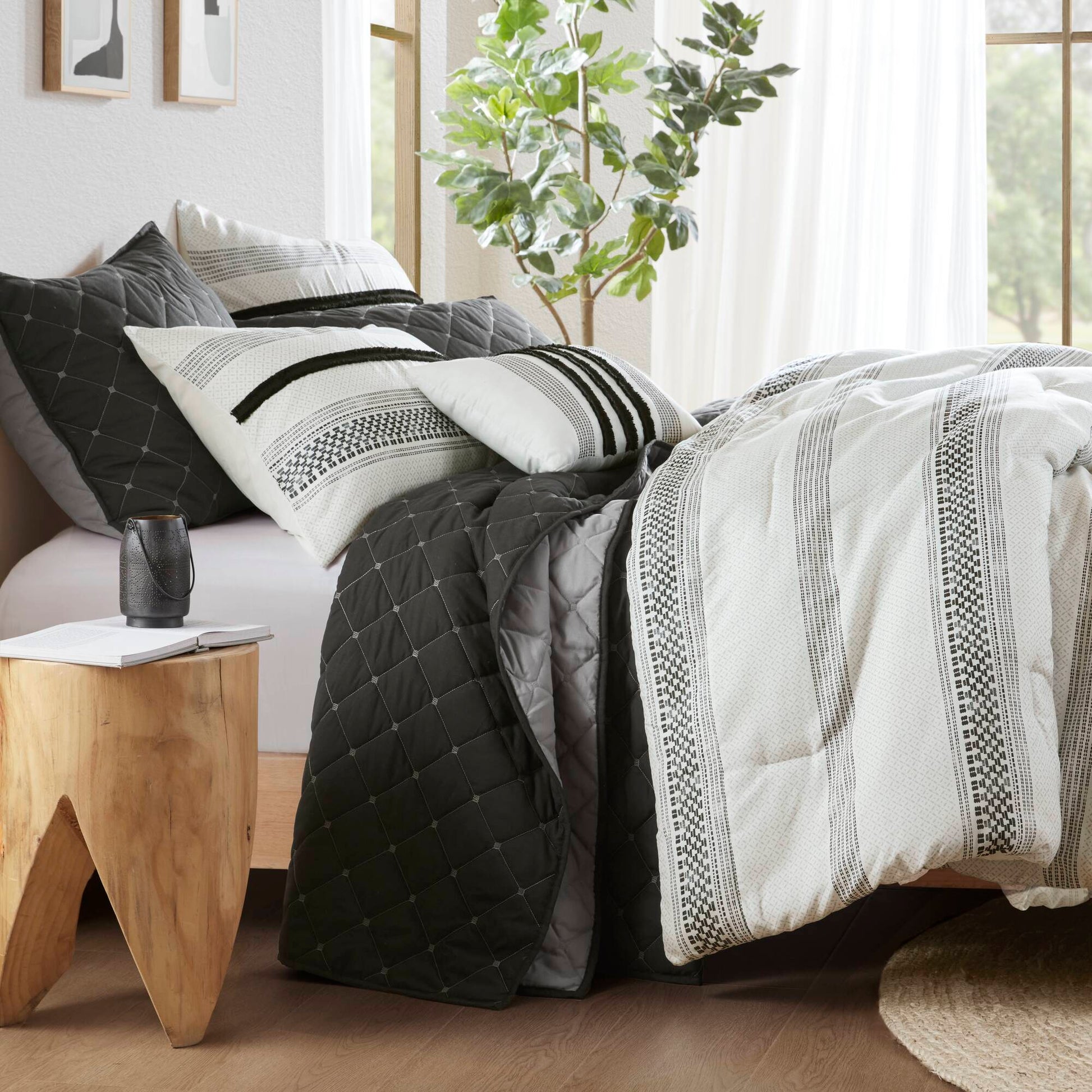 Madison Park 7 Piece Stripe Comforter and Quilt Set