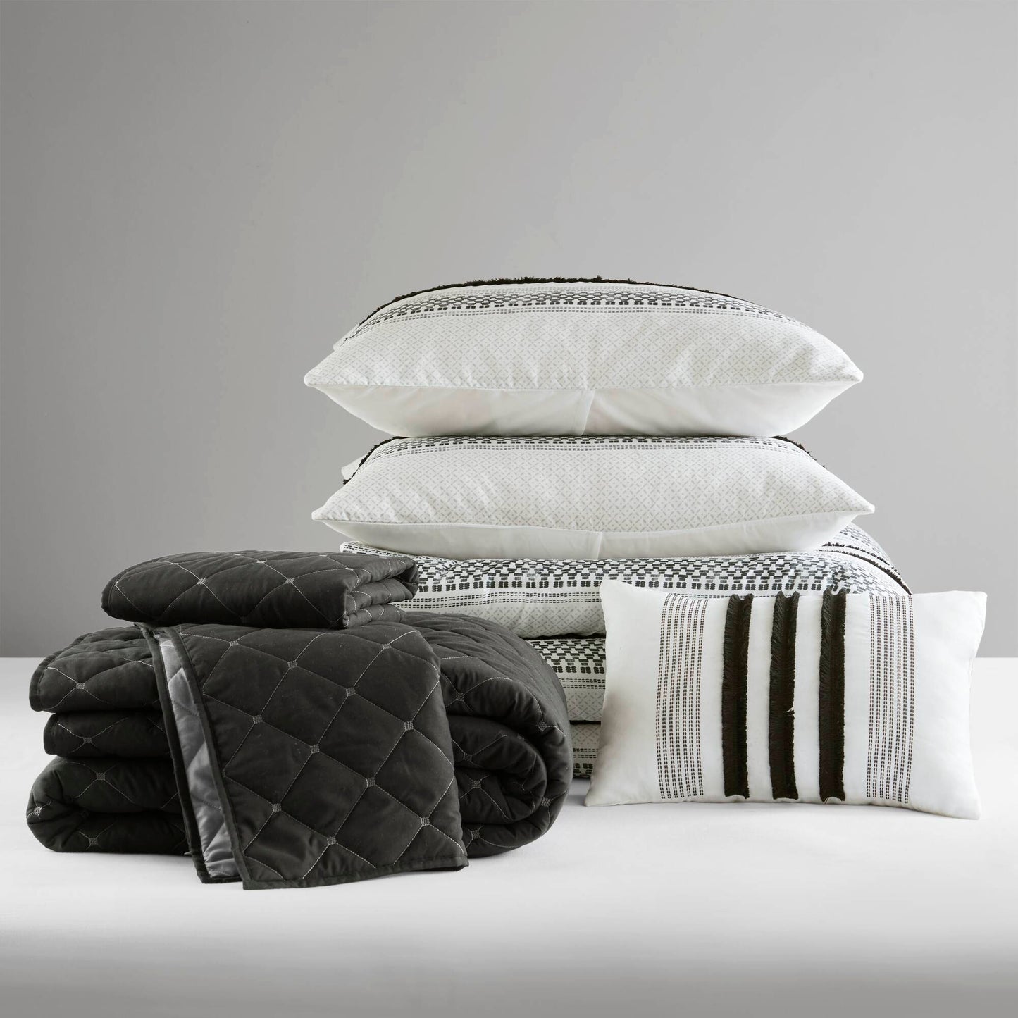 Madison Park 7 Piece Stripe Comforter and Quilt Set