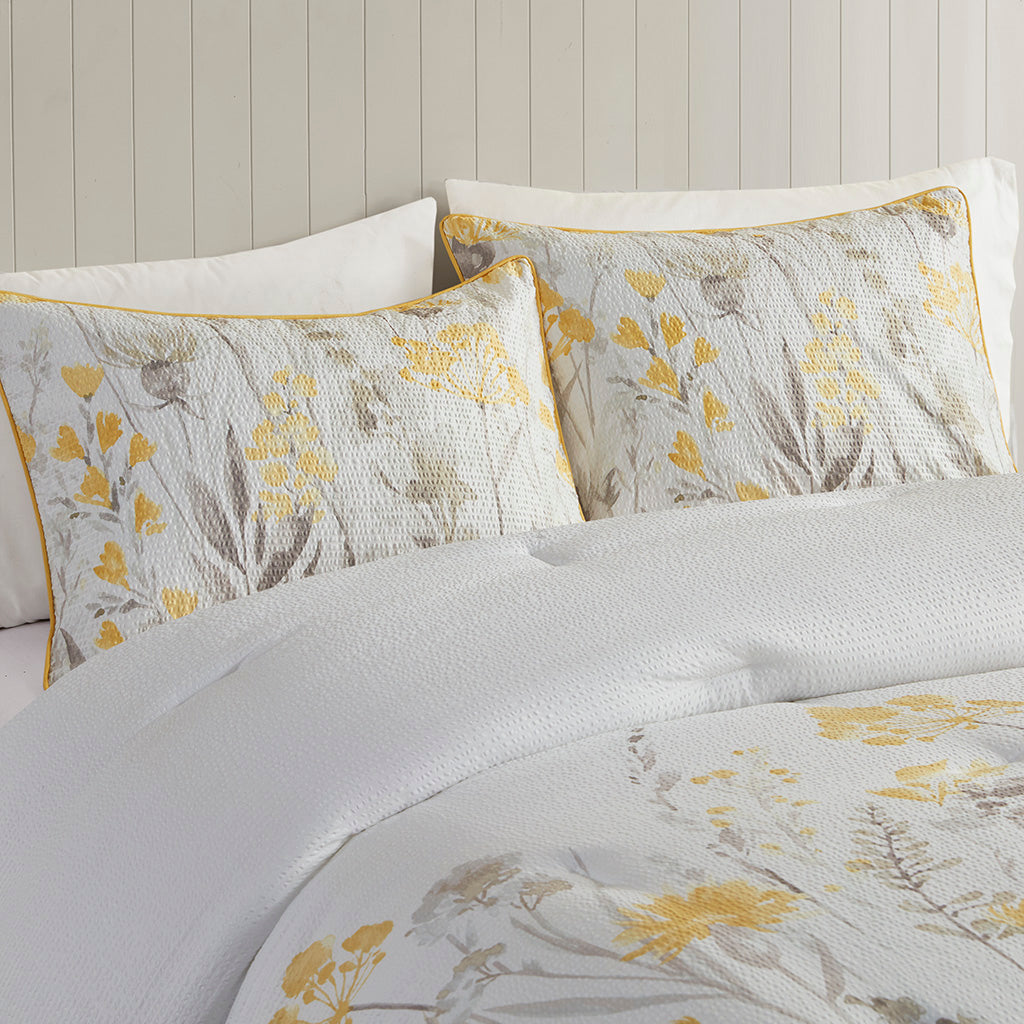 Madison Park 5 Piece Seersucker Comforter Set with Throw Pillows