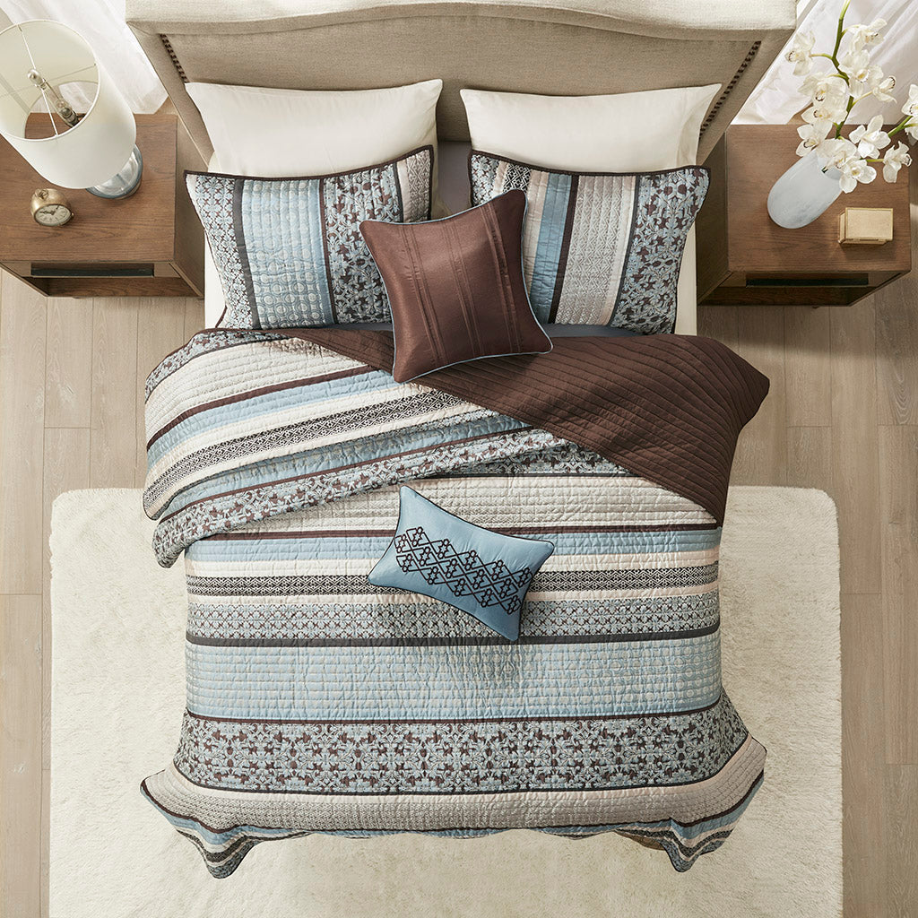 Madison Park 5 Piece Jacquard Quilt Set with Throw Pillows