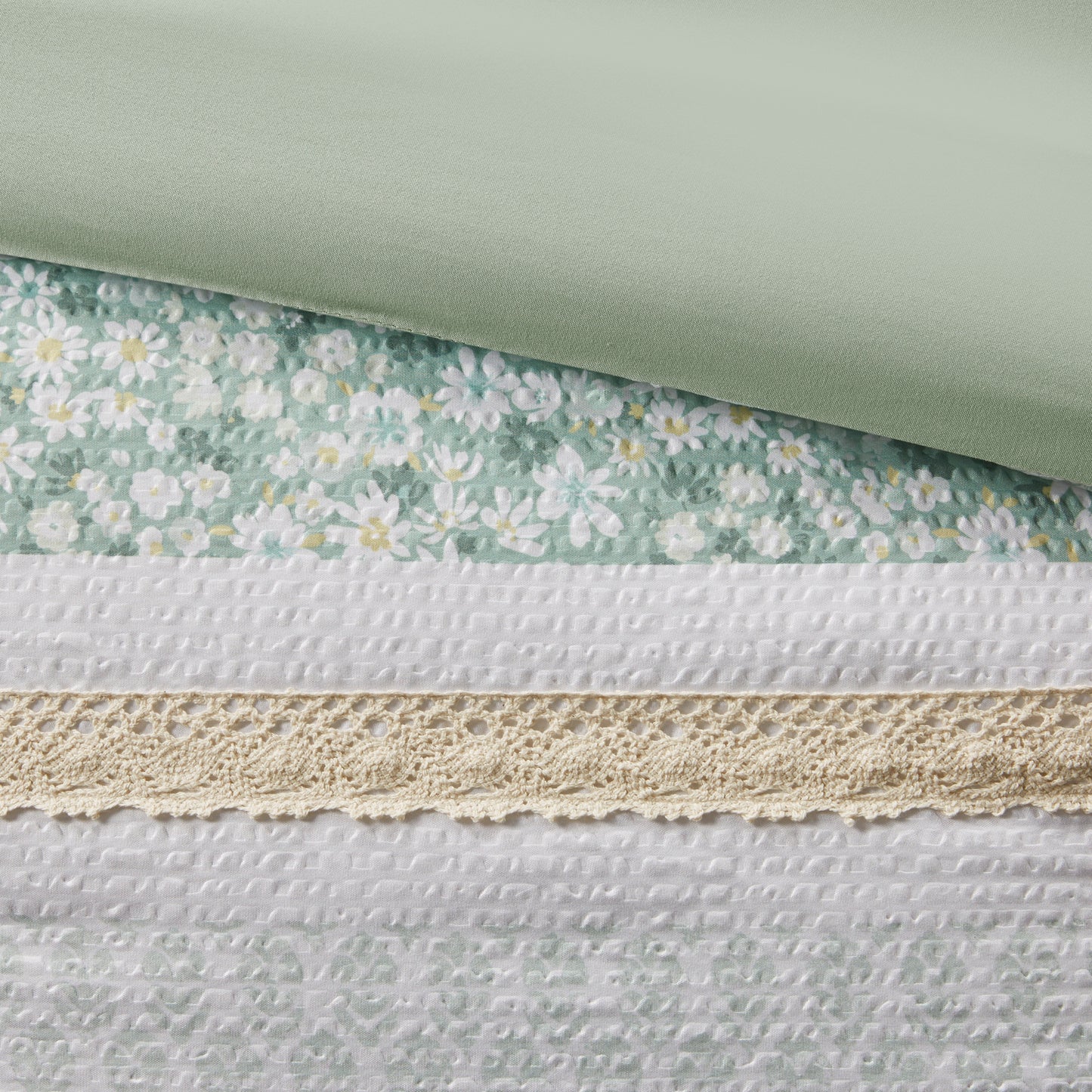 Madison Park 5 Piece Seersucker Comforter Set with Throw Pillows