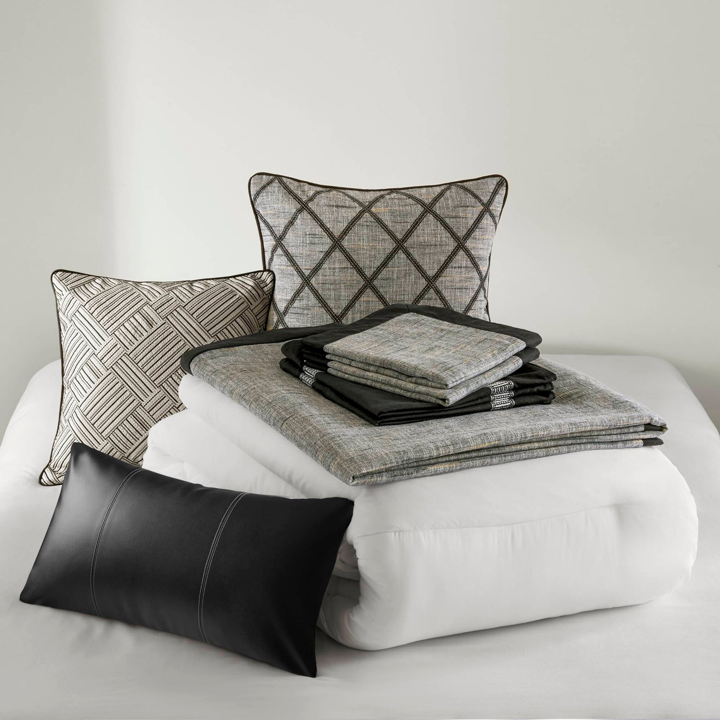 Madison Park Signature Comforter Set