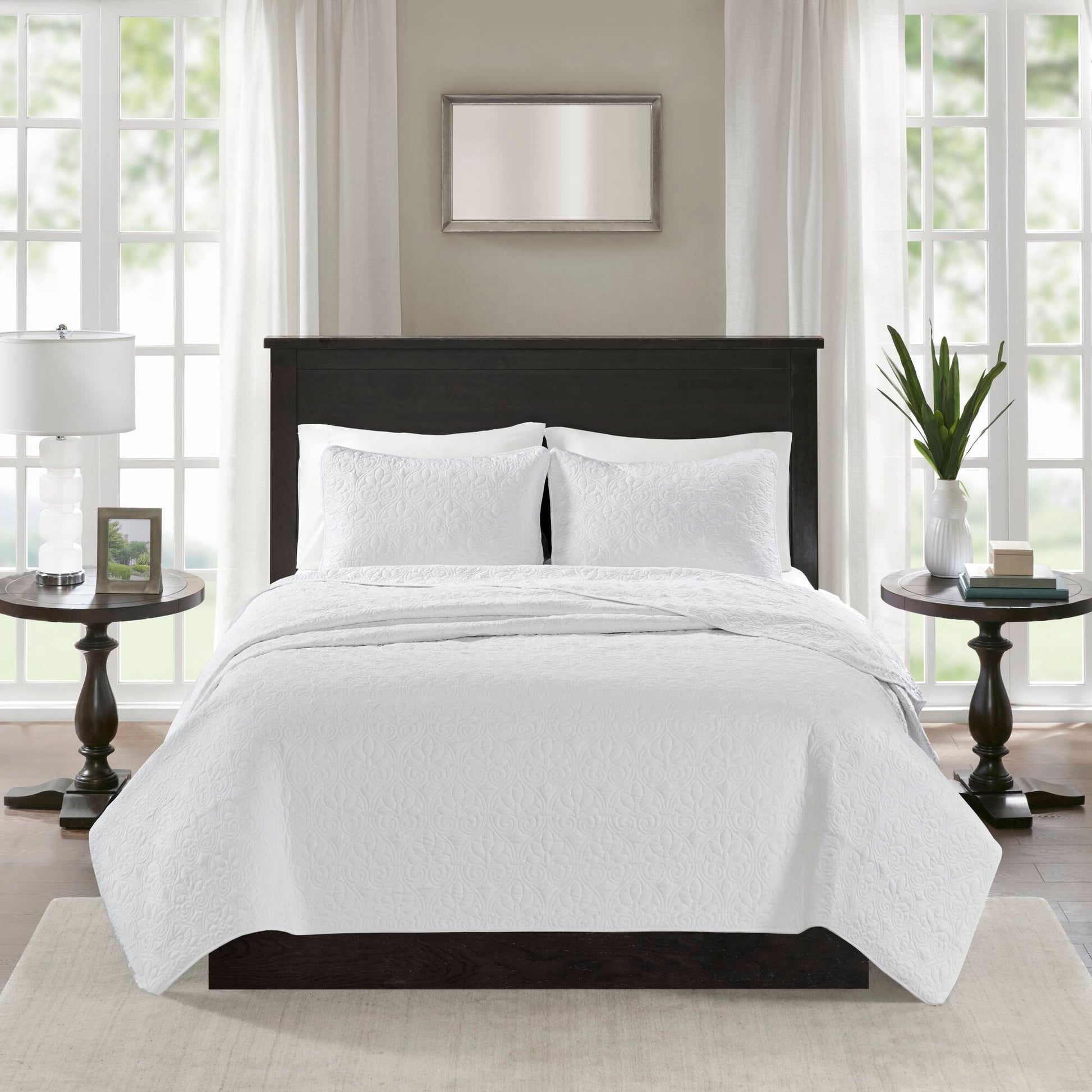 Madison Park 3 Piece Reversible Quilt Set