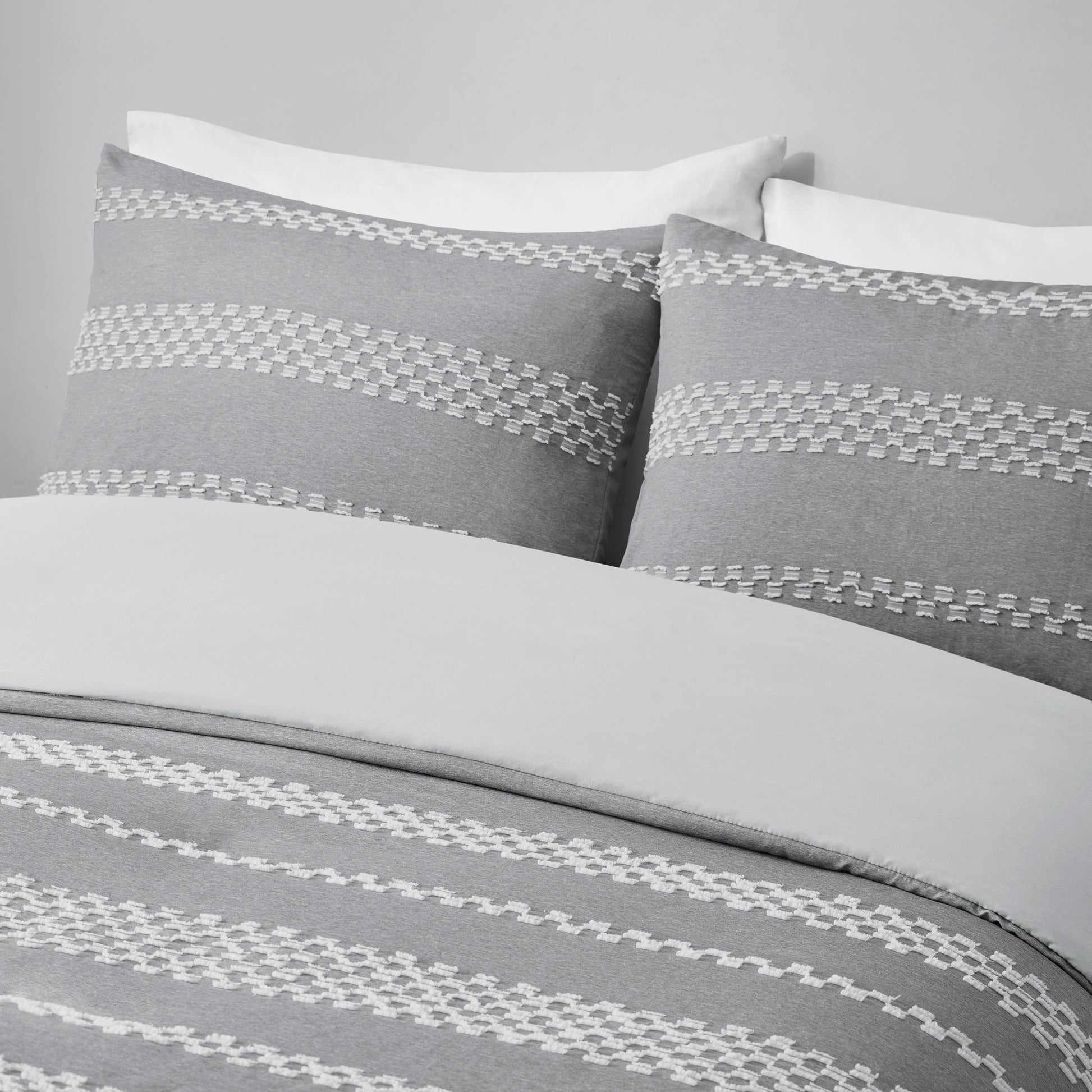 Madison Park 3 Piece Clipped Jacquard Duvet Cover Set