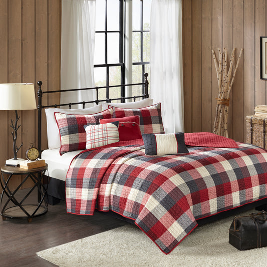 Madison Park 6 Piece Printed Herringbone Quilt Set with Throw Pillows