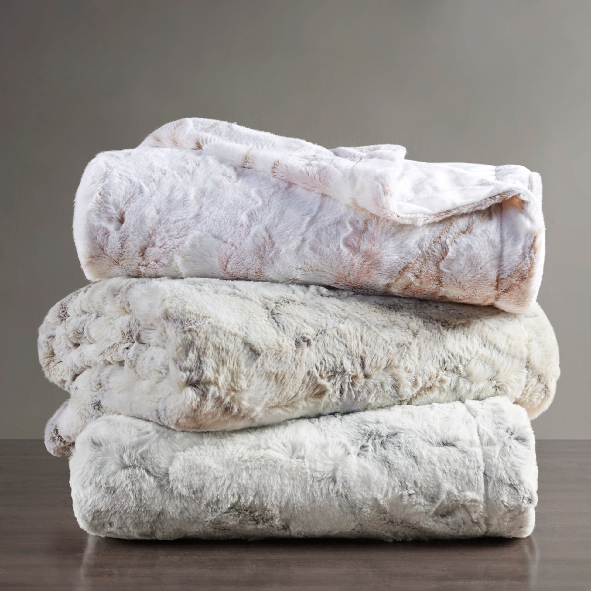 Madison Park Oversized Faux Fur Throw