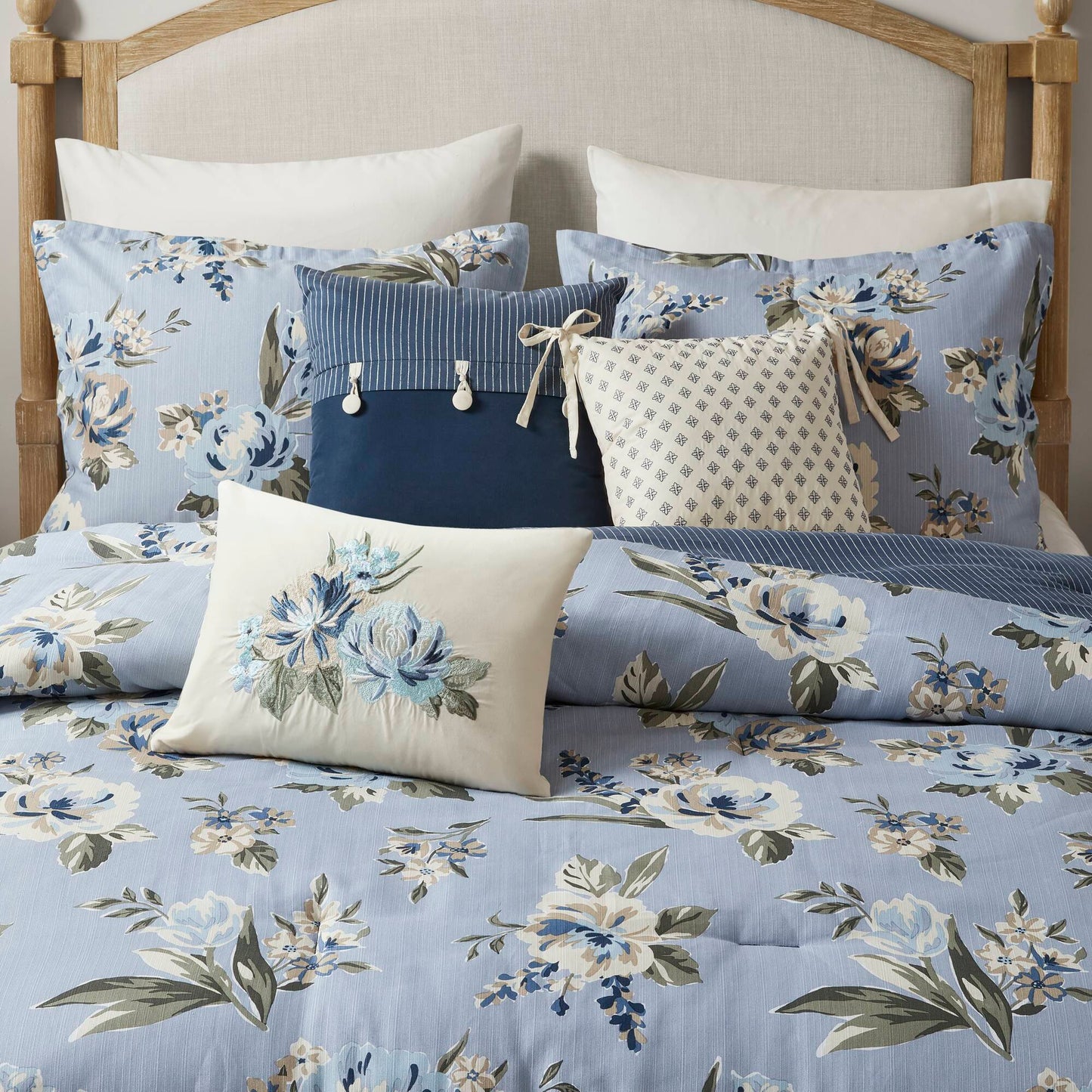 Madison Park 7 Piece Vintage Floral Comforter Set