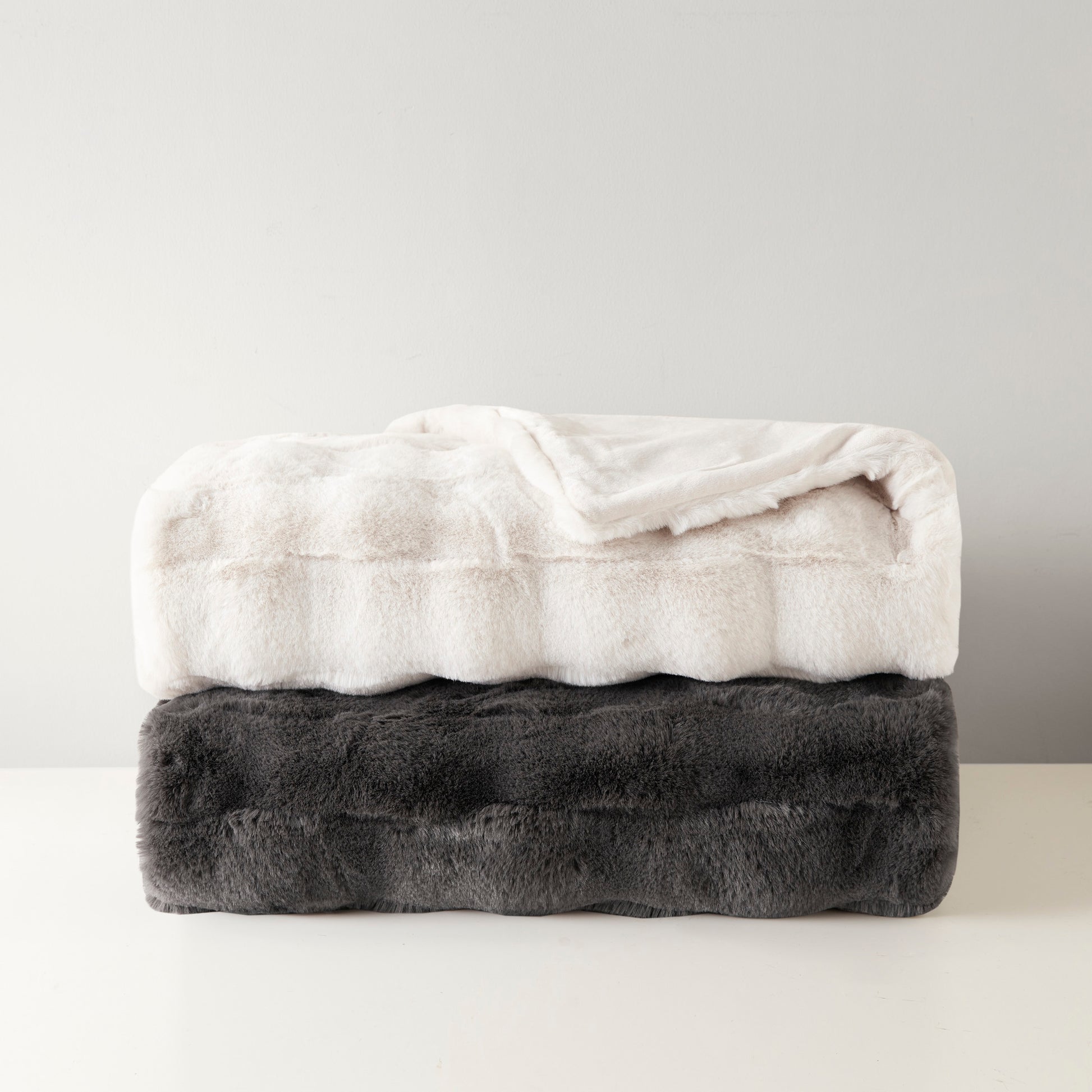 Madison Park Faux Fur Throw