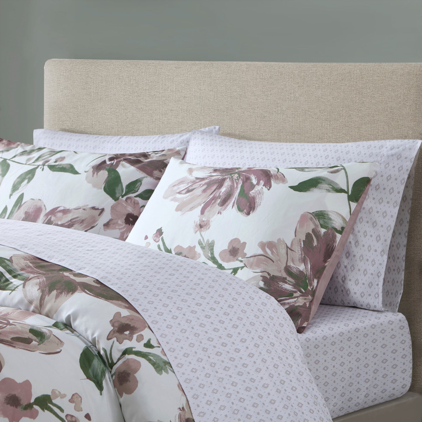 Madison Park Essentials Floral Comforter Set with Bed Sheets