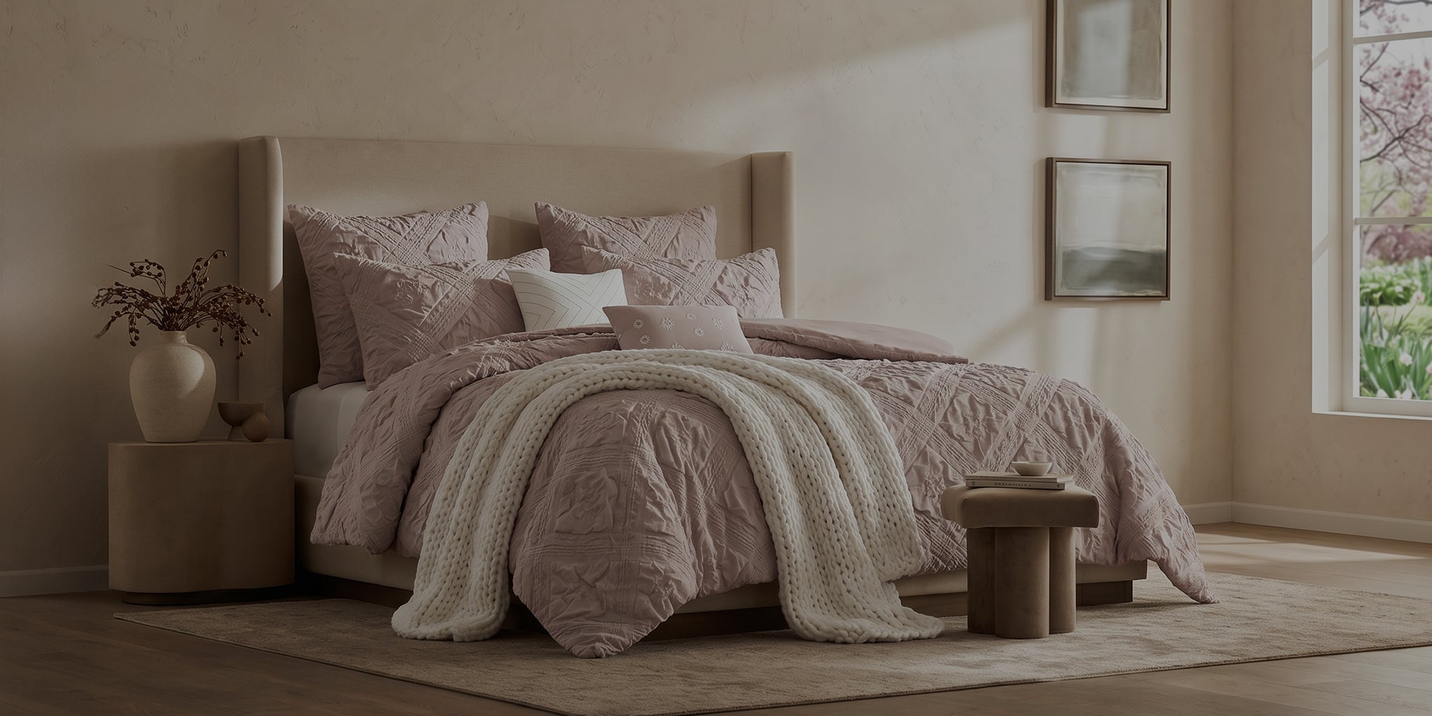 Madison Park bedding hero image for desktop