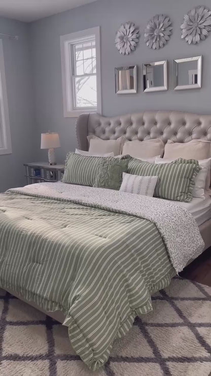 Darcy Cottage 5-Piece Botanical Print Comforter Set with Scalloped Edge