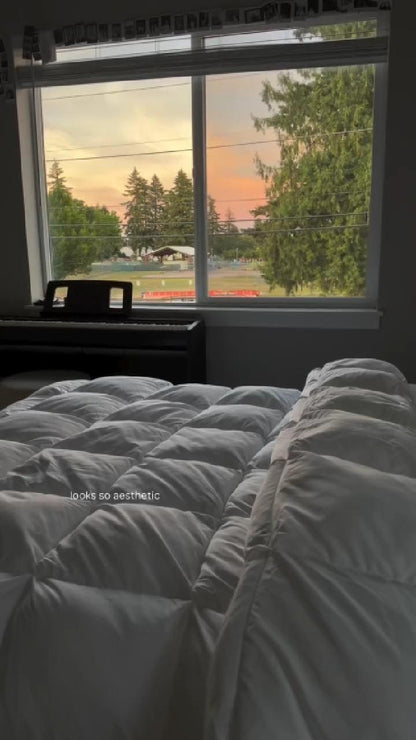 Stay Puffed Overfilled Down Alternative Comforter